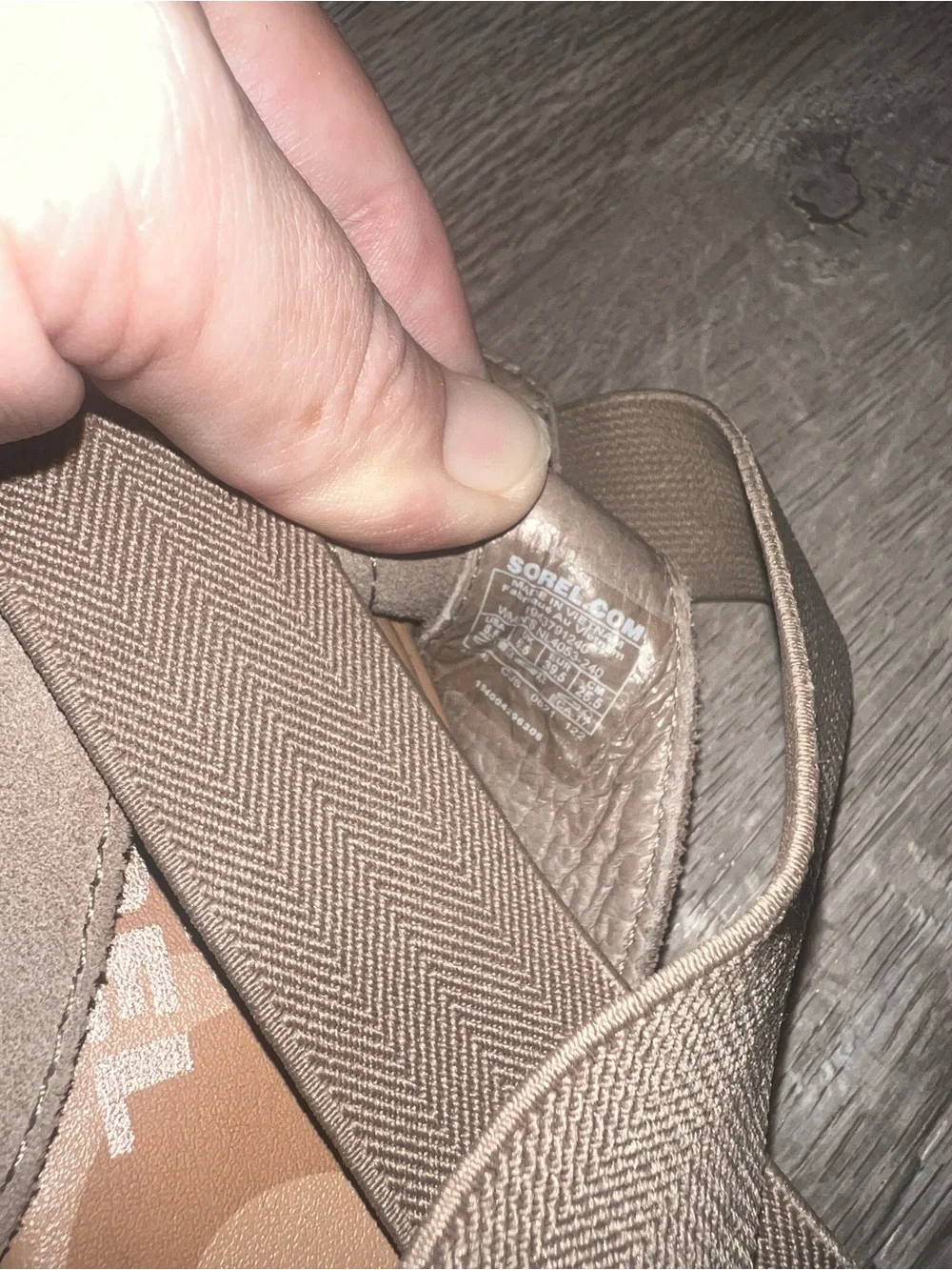 Sorel Ella II Sandals in Ash Brown with Metallic Leather